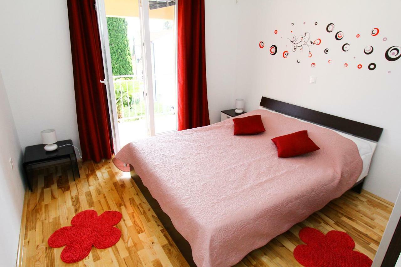 Apartmani Roje 스베티필립아이자코브 외부 사진
